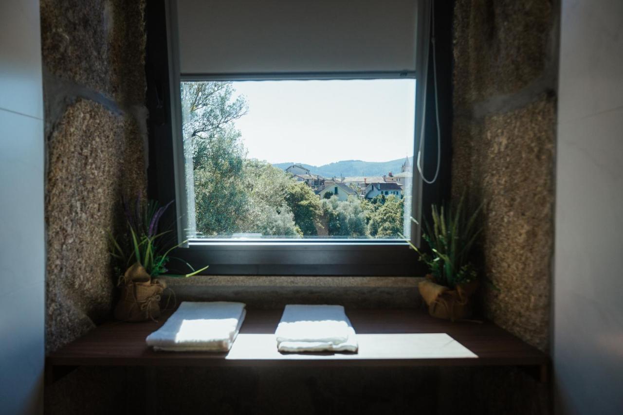 特拉什杜博鲁Casa Da Vila - Pool & Hot Tub With Mountain View In Geres别墅 外观 照片