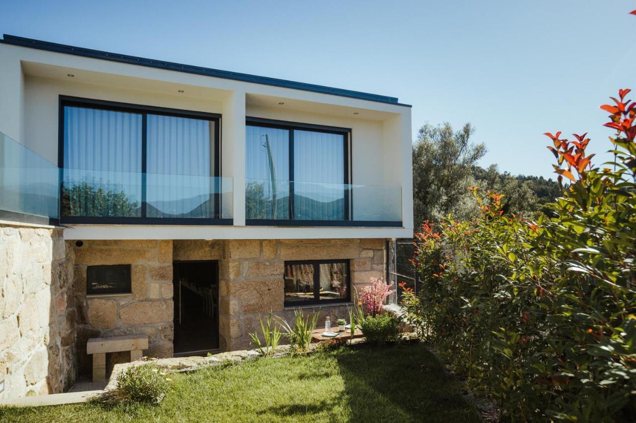 特拉什杜博鲁Casa Da Vila - Pool & Hot Tub With Mountain View In Geres别墅 外观 照片